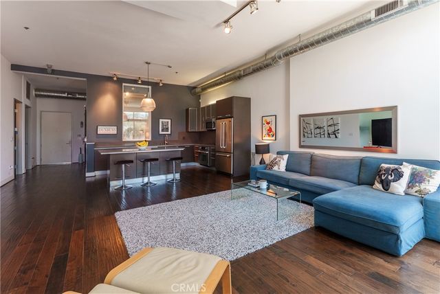 13320 Beach Avenue 301, Marina Del Rey, CA 90292