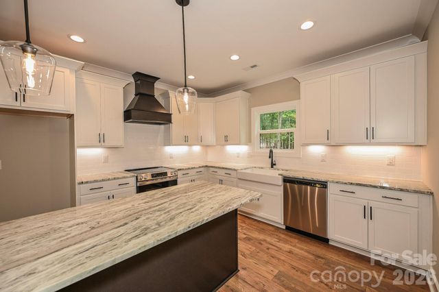 1822 New Salem Road 7, Monroe, NC 28110