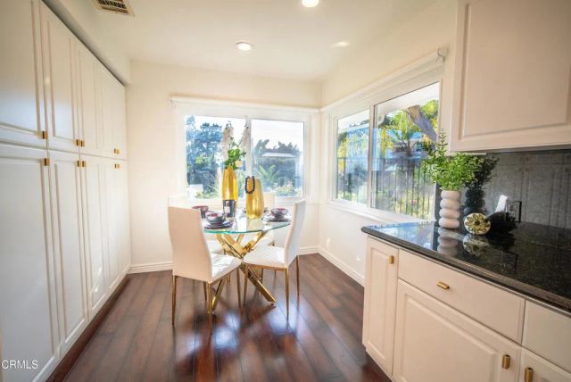 2460 Las Positas Road, Glendale, CA 91208