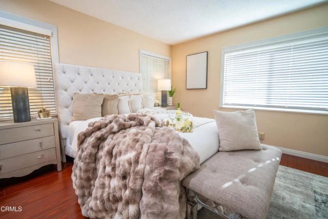 2460 Las Positas Road, Glendale, CA 91208