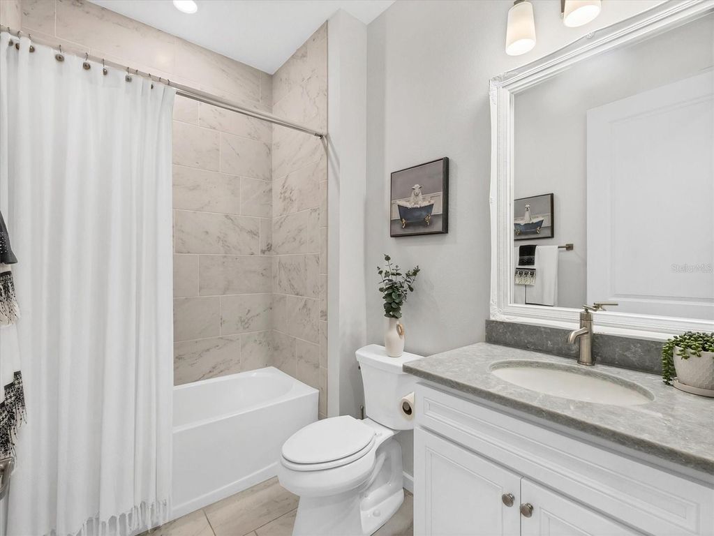 Image 22 of property listing at 8753 COASTAL KEY WAY, Parrish, FL 34219