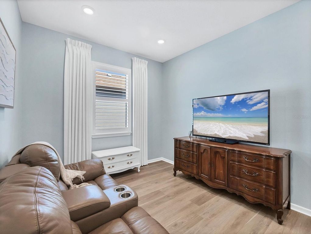 Image 23 of property listing at 8753 COASTAL KEY WAY, Parrish, FL 34219