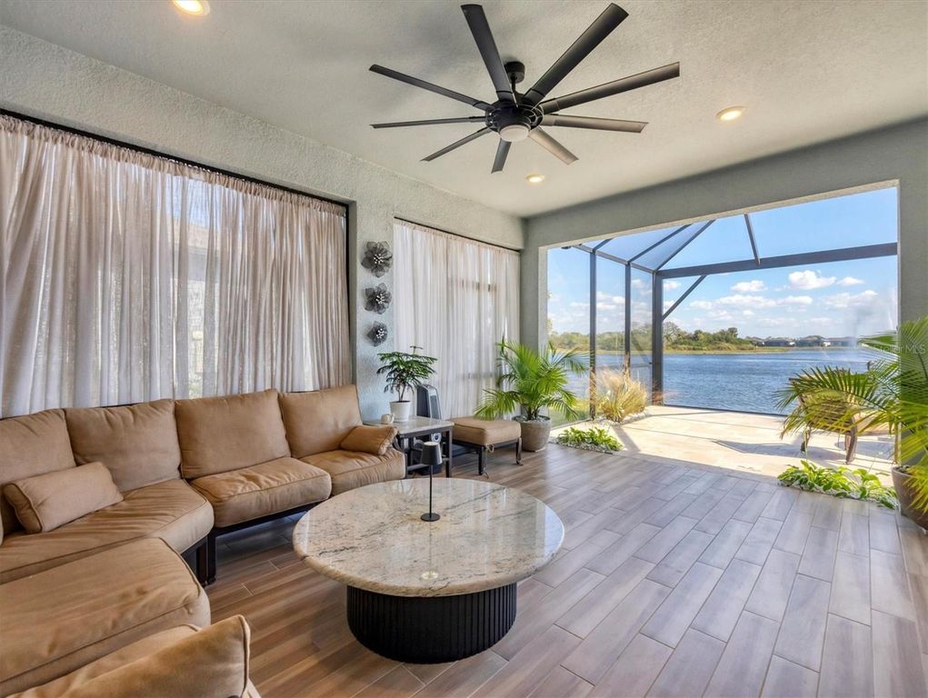 Image 26 of property listing at 8753 COASTAL KEY WAY, Parrish, FL 34219