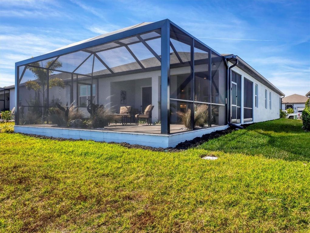 Image 32 of property listing at 8753 COASTAL KEY WAY, Parrish, FL 34219