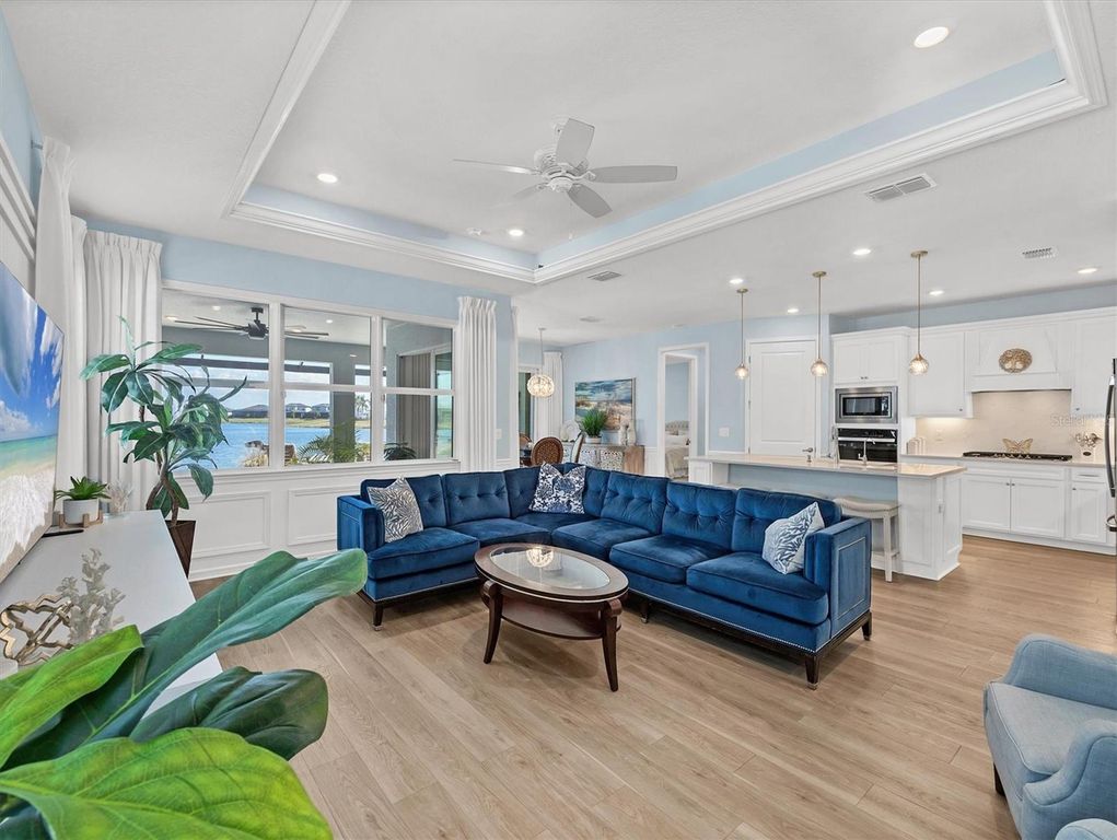 Image 5 of property listing at 8753 COASTAL KEY WAY, Parrish, FL 34219