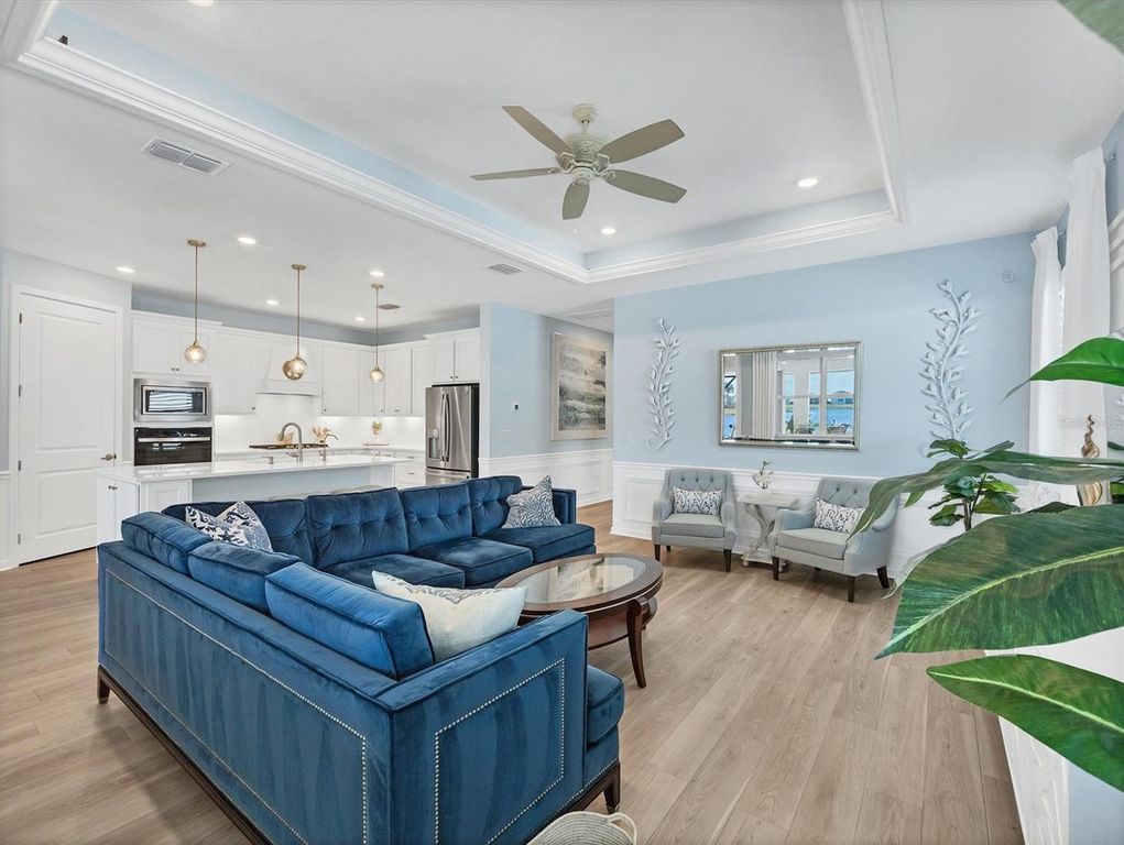 Image 6 of property listing at 8753 COASTAL KEY WAY, Parrish, FL 34219