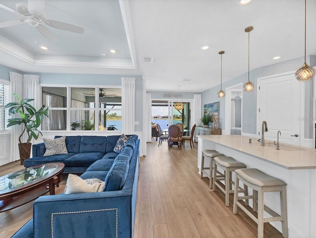 Image 9 of property listing at 8753 COASTAL KEY WAY, Parrish, FL 34219