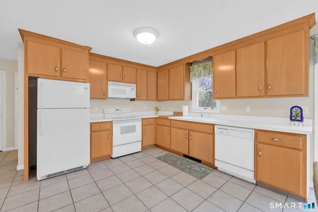 49 Cooper Lane, Stafford, CT 06076