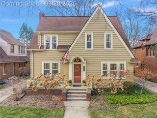 16811 Plainview Avenue, Detroit, MI 48219