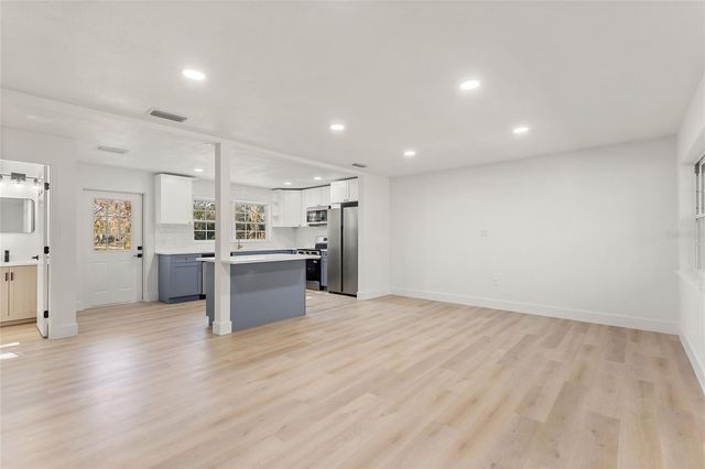 2934 W BELLA VISTA STREET, Lakeland, FL 33810