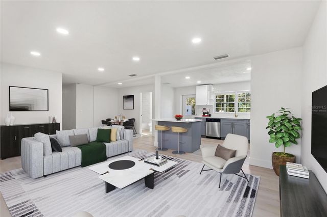 2934 W BELLA VISTA STREET, Lakeland, FL 33810