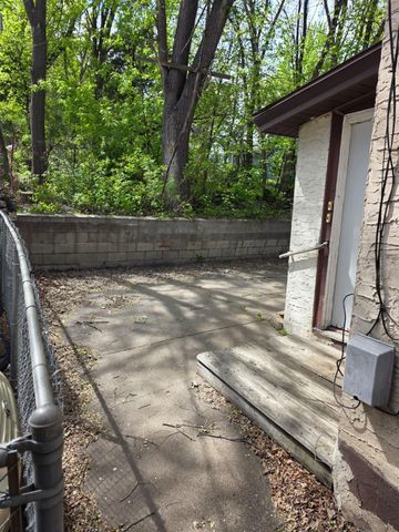 665 Bedford Street, Saint Paul, MN 55130