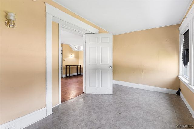 15 West Northrup Place, Buffalo, NY 14214