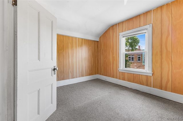 15 West Northrup Place, Buffalo, NY 14214