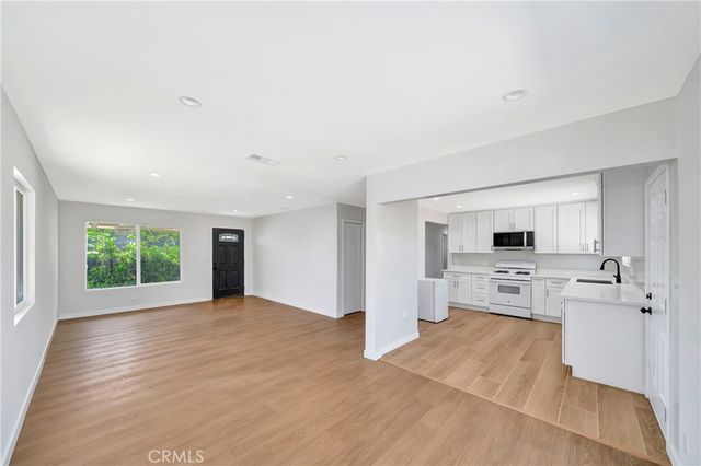 45514 11th Street W, Lancaster, CA 93534