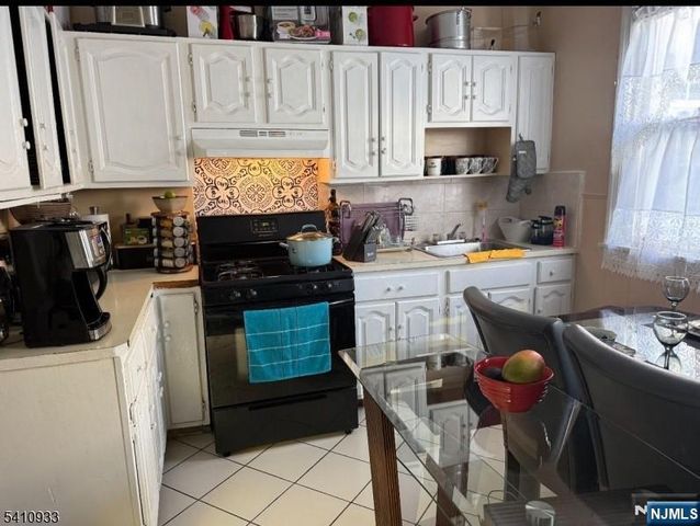 922 Grove Street, Irvington, NJ 07111