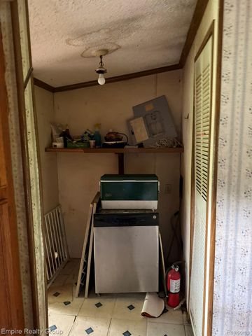 2320 Gramer Road N, Webberville Village, MI 48892