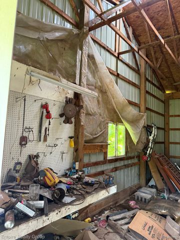 2320 Gramer Road N, Webberville Village, MI 48892