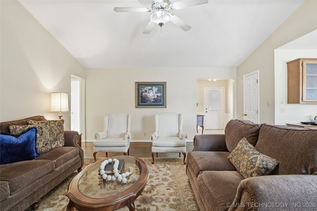 3208 Club Street, Claremore, OK 74019