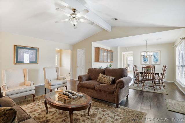 3208 Club Street, Claremore, OK 74019