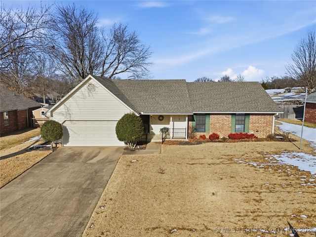 3208 Club Street, Claremore, OK 74019