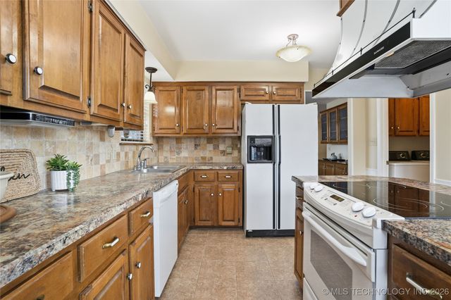 3208 Club Street, Claremore, OK 74019