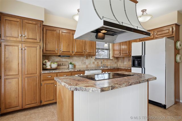 3208 Club Street, Claremore, OK 74019