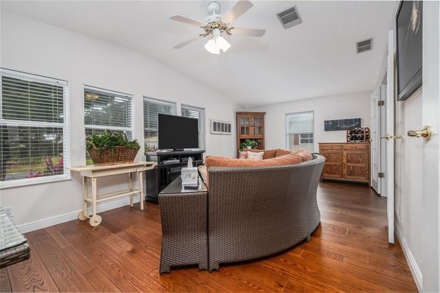 706 E STARBOARD AVENUE, Edgewater, FL 32141