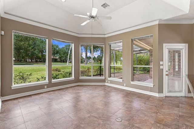 299 Wedgewood Drive, Montgomery, TX 77356