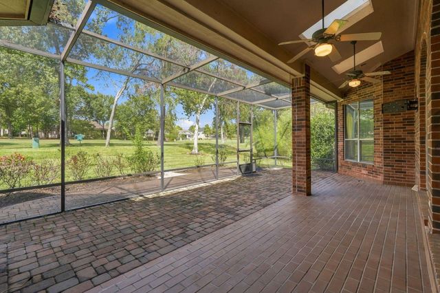 299 Wedgewood Drive, Montgomery, TX 77356