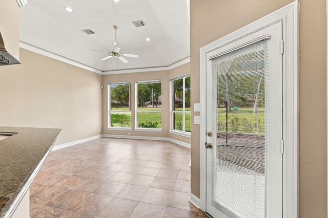 299 Wedgewood Drive, Montgomery, TX 77356