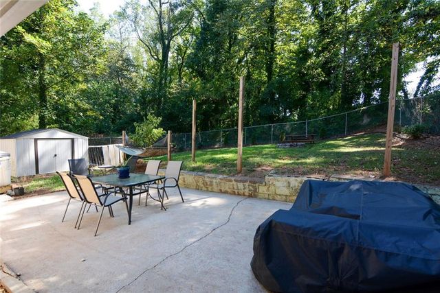 691 Heathmoor, Decatur, GA 30032