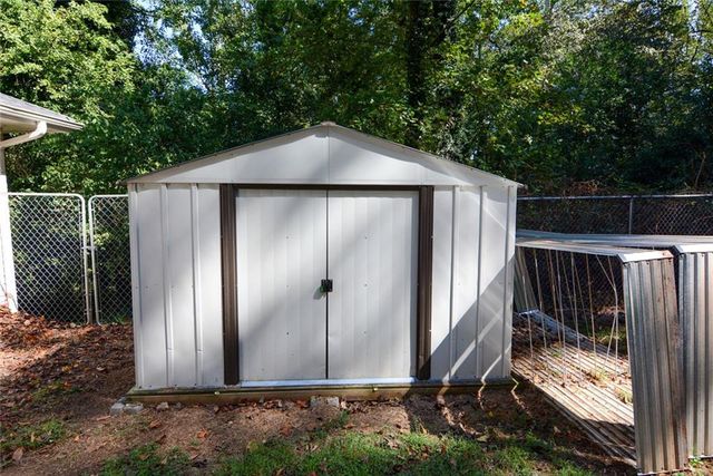 691 Heathmoor, Decatur, GA 30032