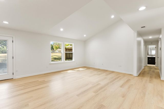 2711 Janet, Benton, AR 72015