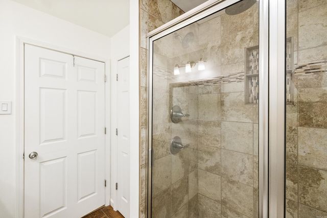 2711 Janet, Benton, AR 72015