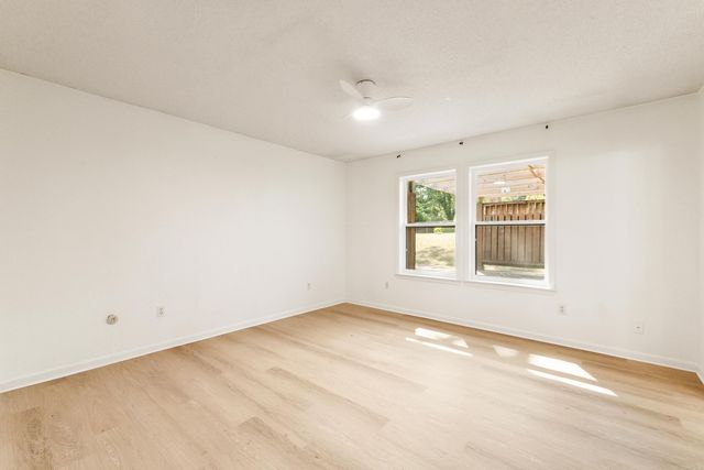 2711 Janet, Benton, AR 72015