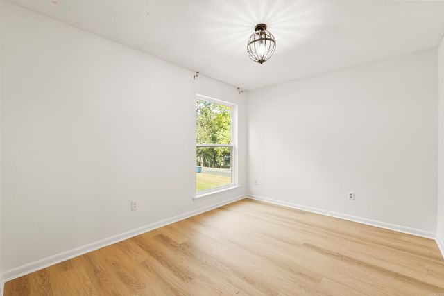 2711 Janet, Benton, AR 72015