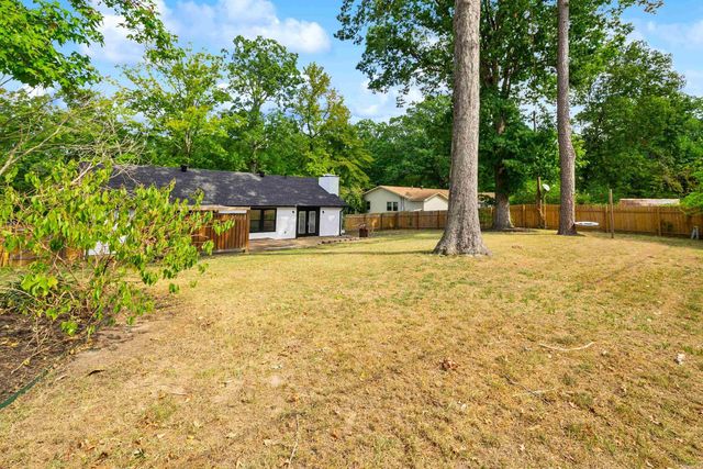 2711 Janet, Benton, AR 72015