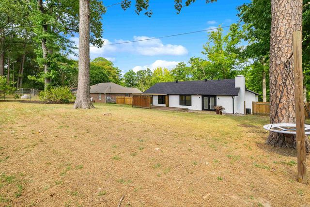 2711 Janet, Benton, AR 72015