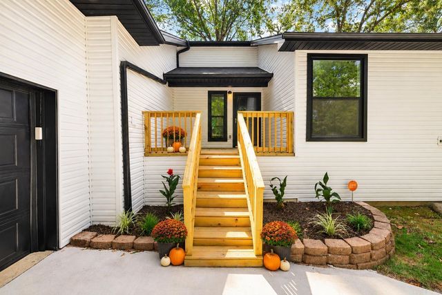 2711 Janet, Benton, AR 72015