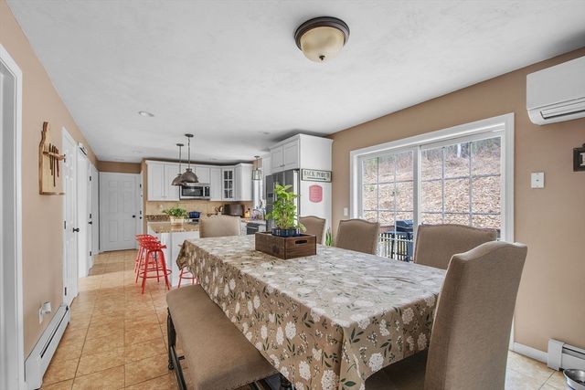 4 Brintnal Dr, Rutland, MA 01543