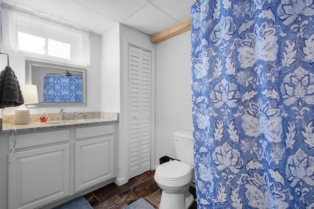 4 Brintnal Dr, Rutland, MA 01543