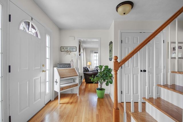 4 Brintnal Dr, Rutland, MA 01543