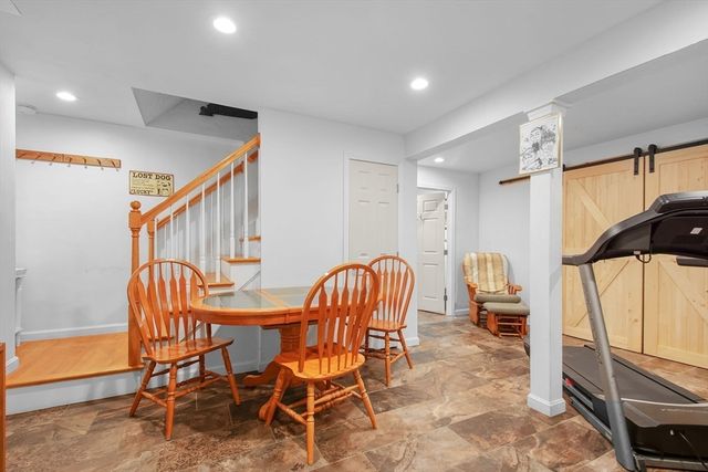 4 Brintnal Dr, Rutland, MA 01543