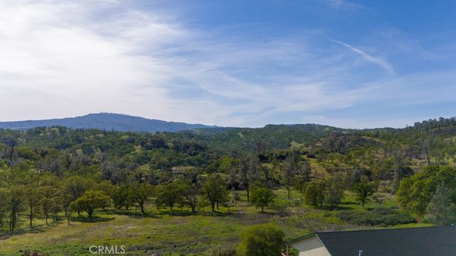 16366 Conestoga Road, Hidden Valley Lake, CA 95467