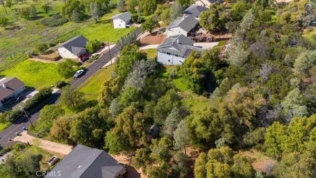 16366 Conestoga Road, Hidden Valley Lake, CA 95467