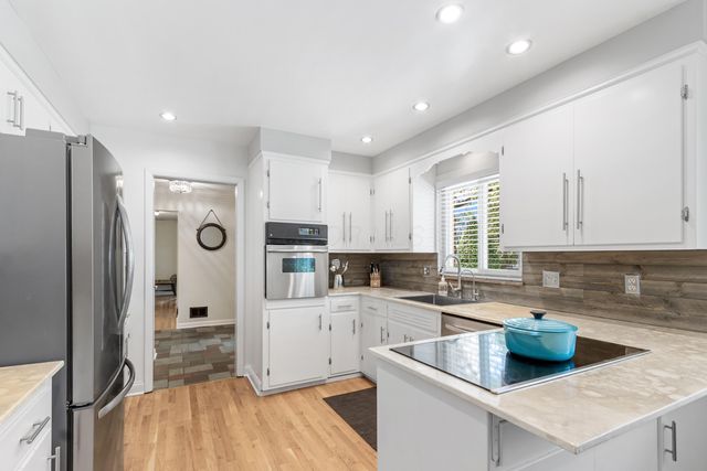 3770 Chevington Road, Upper Arlington, OH 43220