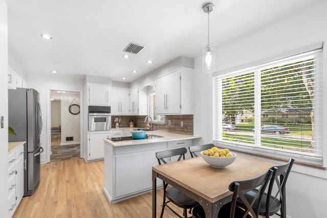 3770 Chevington Road, Upper Arlington, OH 43220