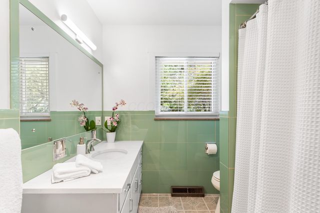 3770 Chevington Road, Upper Arlington, OH 43220