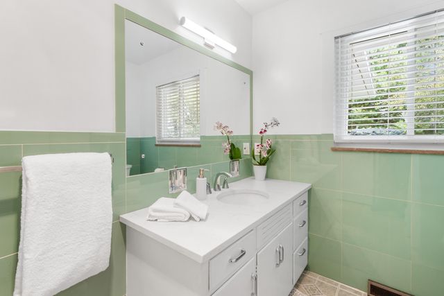 3770 Chevington Road, Upper Arlington, OH 43220